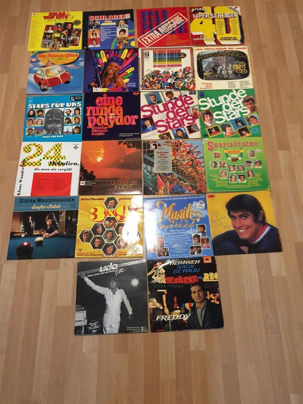 Dischi in vinile: 22LP Schlager 50-80Jahre – Usato da Cormagens venduto da grizli13