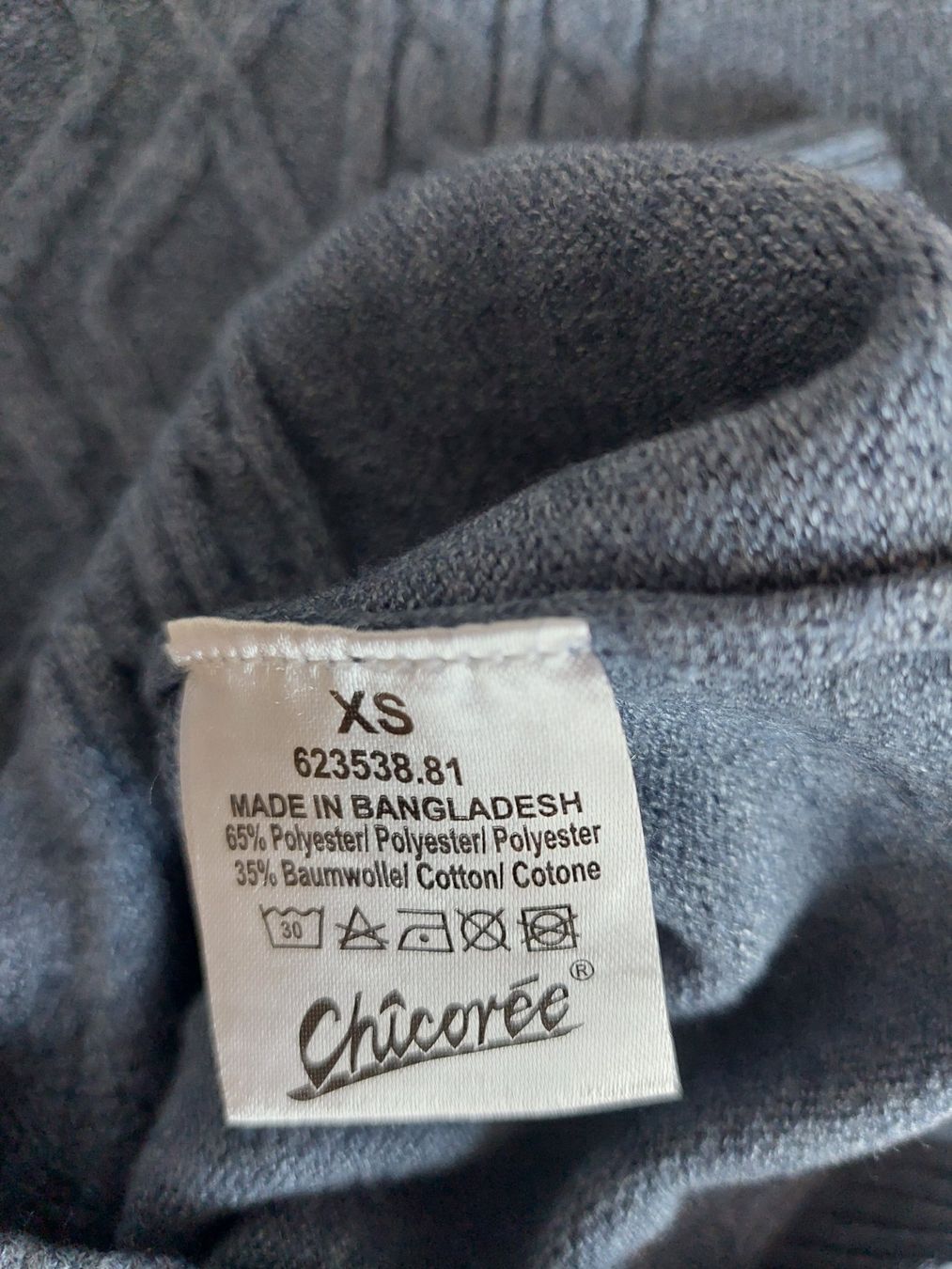 Pullover & Sweatshirts: Warmer Pullover – Gebraucht aus Arbon von sonnenstrahlung 2