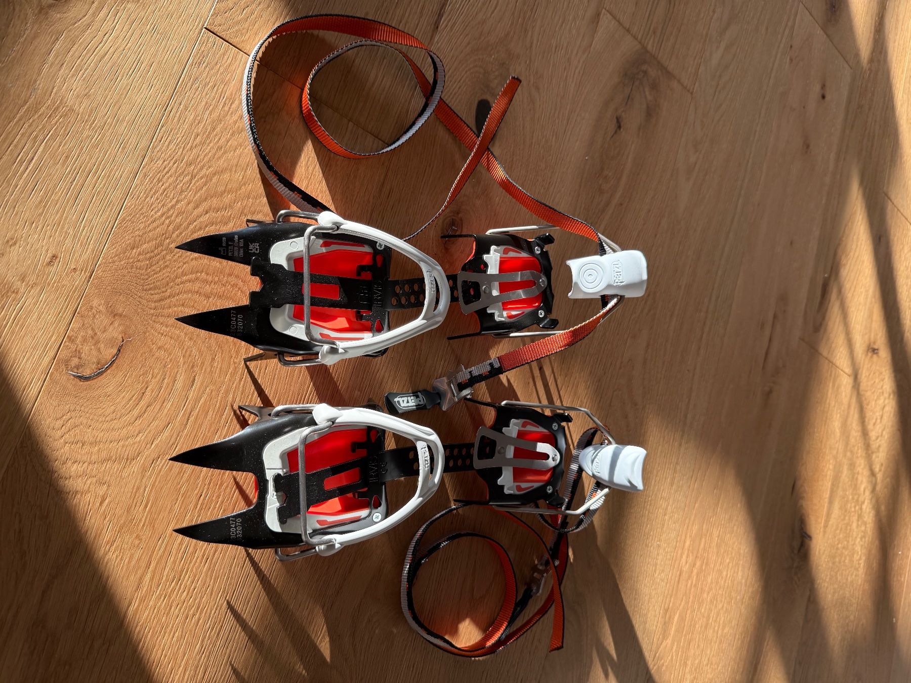 Altro in Alpinismo & Escursioni: Petzl Irvis LeverLock Universell – Usato da Pfeffikon LU venduto da tih_pp9c