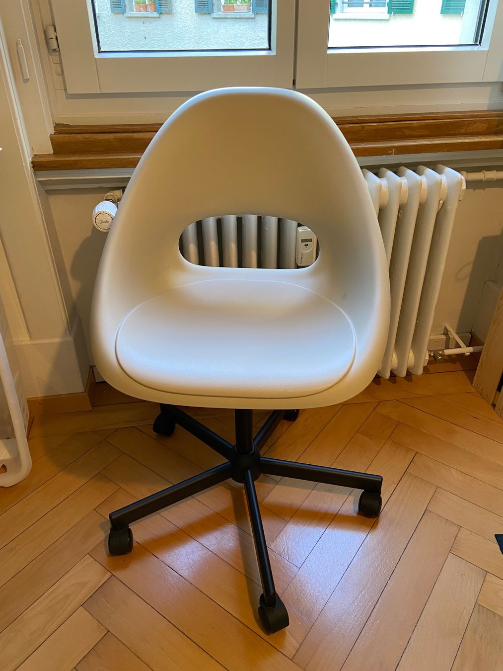 Ikea Scrivanie: Schreibtisch, höhenverstellbar – Usato da Bern venduto da f_0815 3