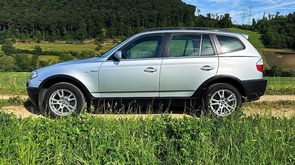 Automobili: BMW X3 3.0d – Usato da Basel venduto da 500e 2