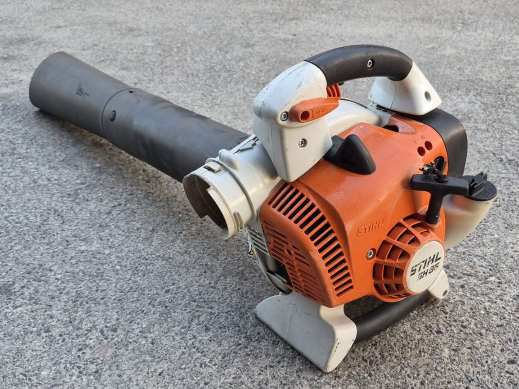 Stihl Häcksler: Stihl SH 86 Saughäcksler – Defekt aus Niederwil AG von Maeder_AG
