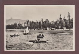 ZÜRICH - Rotes Schloss - Boote - Alpenquai