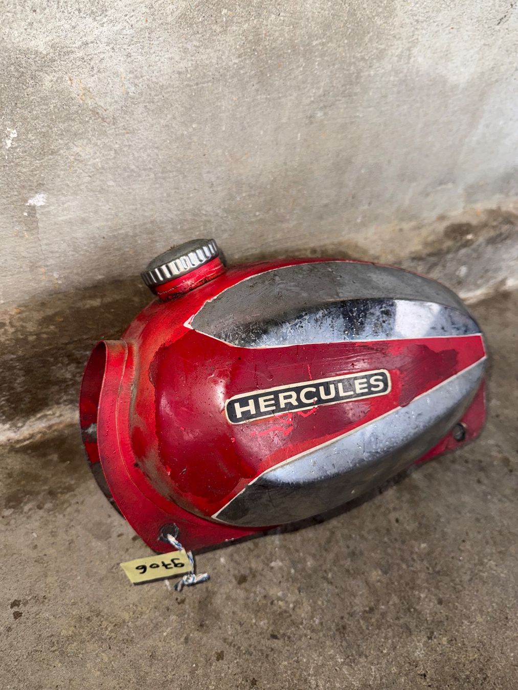 Sachs Parti ricambio per ciclomotori: Sachs Hercules 503 Mofa Tank – Usato da Fahrni b. Thun venduto da berger_tuning34 1