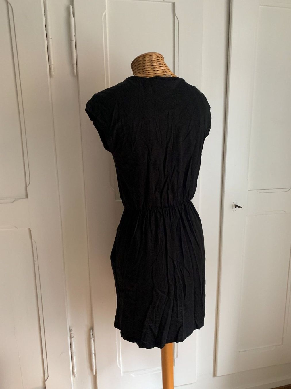 H&M Kleider: Kleidchen schwarz - XS – Gebraucht aus Zürich von Diazaio 2