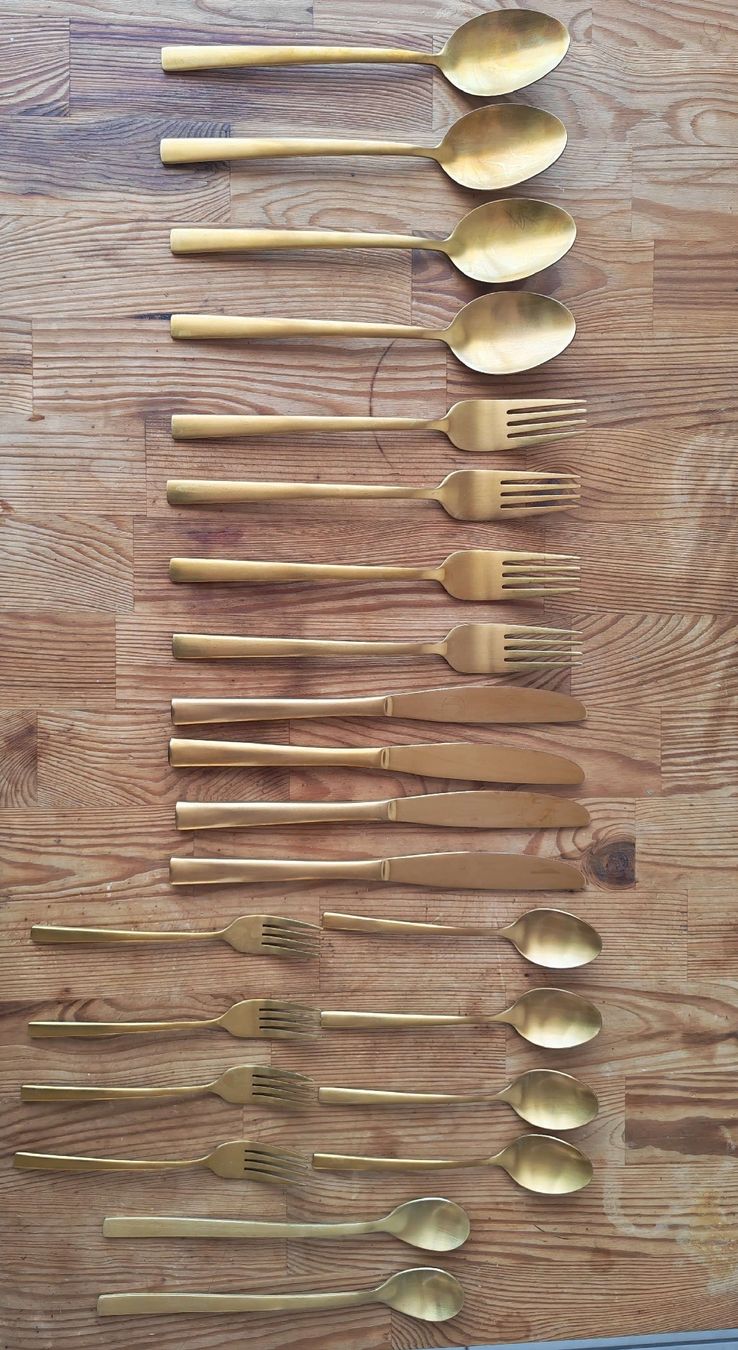 Set di posate: Gold Besteck-Set – Usato da Illnau venduto da chs_6v9l