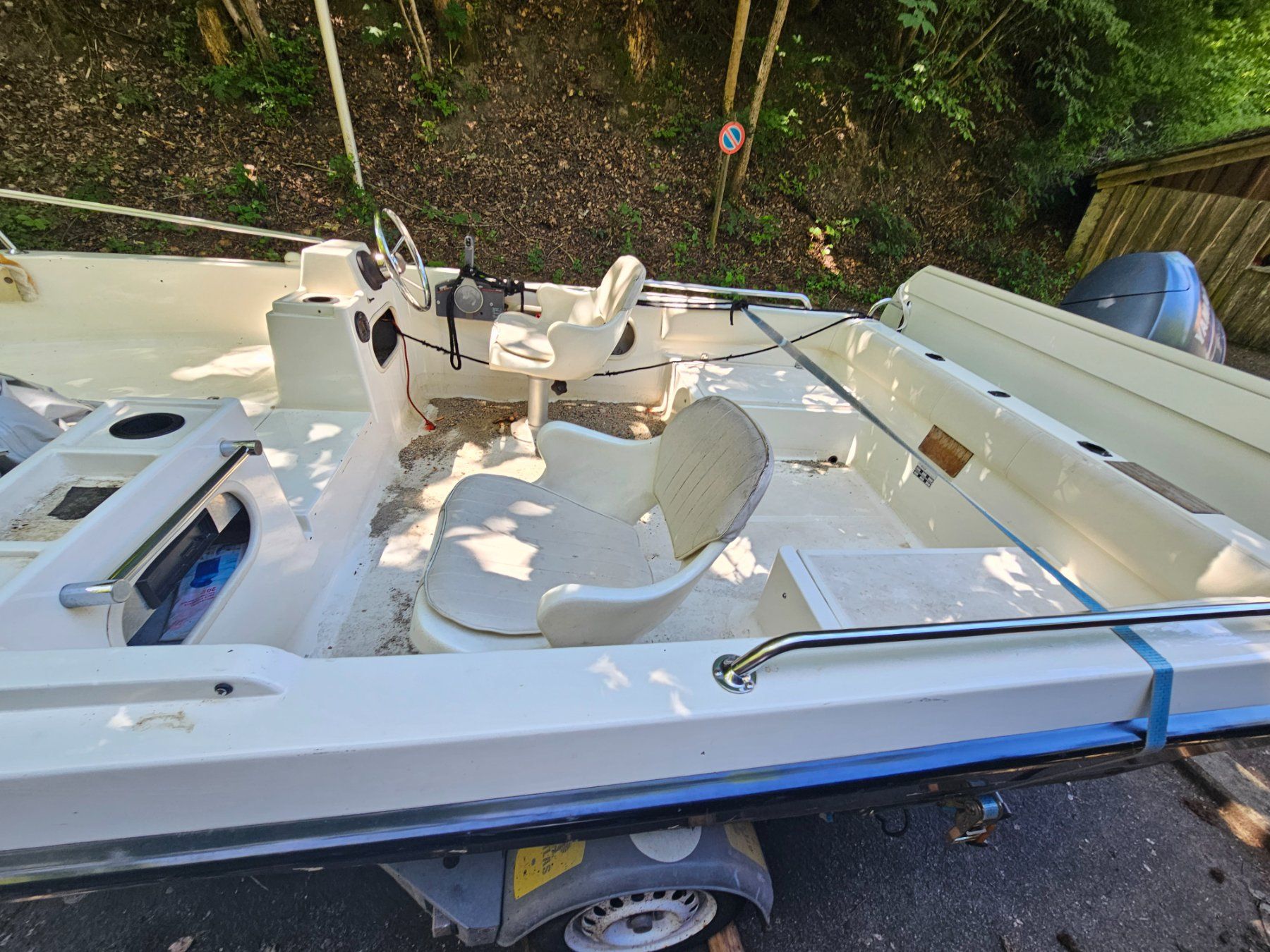 Yamaha Barche: Boot mit Motor und Anhänger-defekt – Usato da Oberburg venduto da herkules69 2