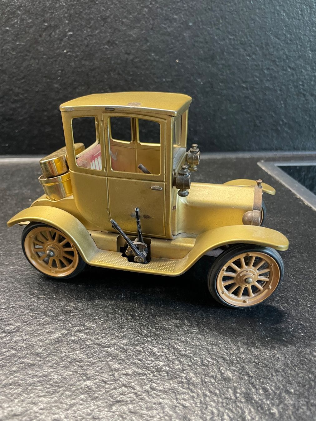 Schuco Modellini d'auto: Schuco 1071 Consul Oldtimer Ford T - Feuerzeug – Usato da Lindau venduto da Gybsi0 2