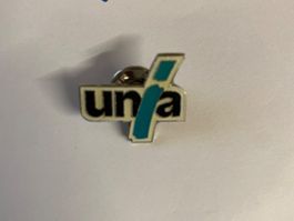 Pin's UNIA - Accessoire rare et original!