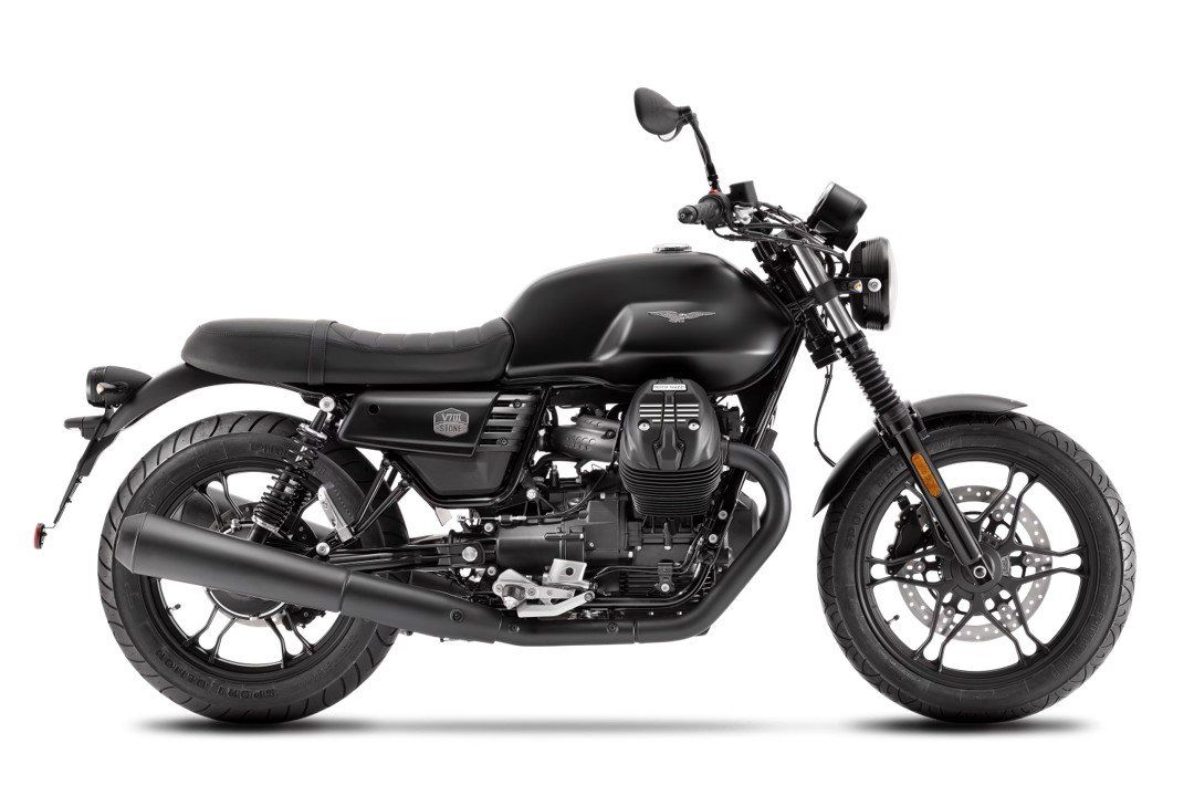 Moto Guzzi Strada: Moto Guzzi V7 / 850 Stone schwarz matt – Usato da Basel venduto da Mary_mm 1