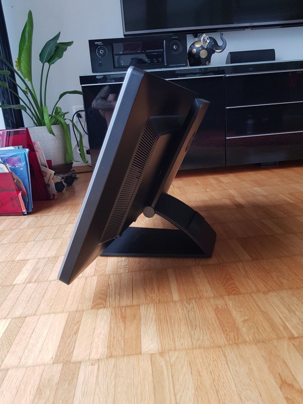 Hewlett Packard Monitor: HP Monitor – Usato da Igis venduto da JUST-4U-ENJOY 3