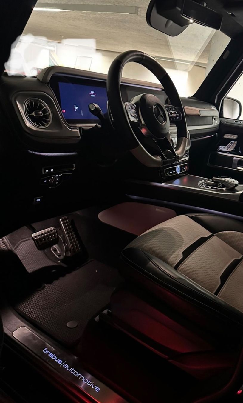Mercedes-Benz Automobili: Mercedes INVICTO BRABUS PURE VR6 PLUS ERV - armoured – Usato da Baar venduto da Famaventures 7