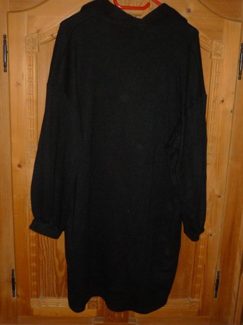 Pullover & Sweatshirts: MAXIPULLOVER - KLEIDER WARM THINK+BE  BRUSTUMF. CA.144 CM. – Gebraucht aus St.Gallen von Anso 3