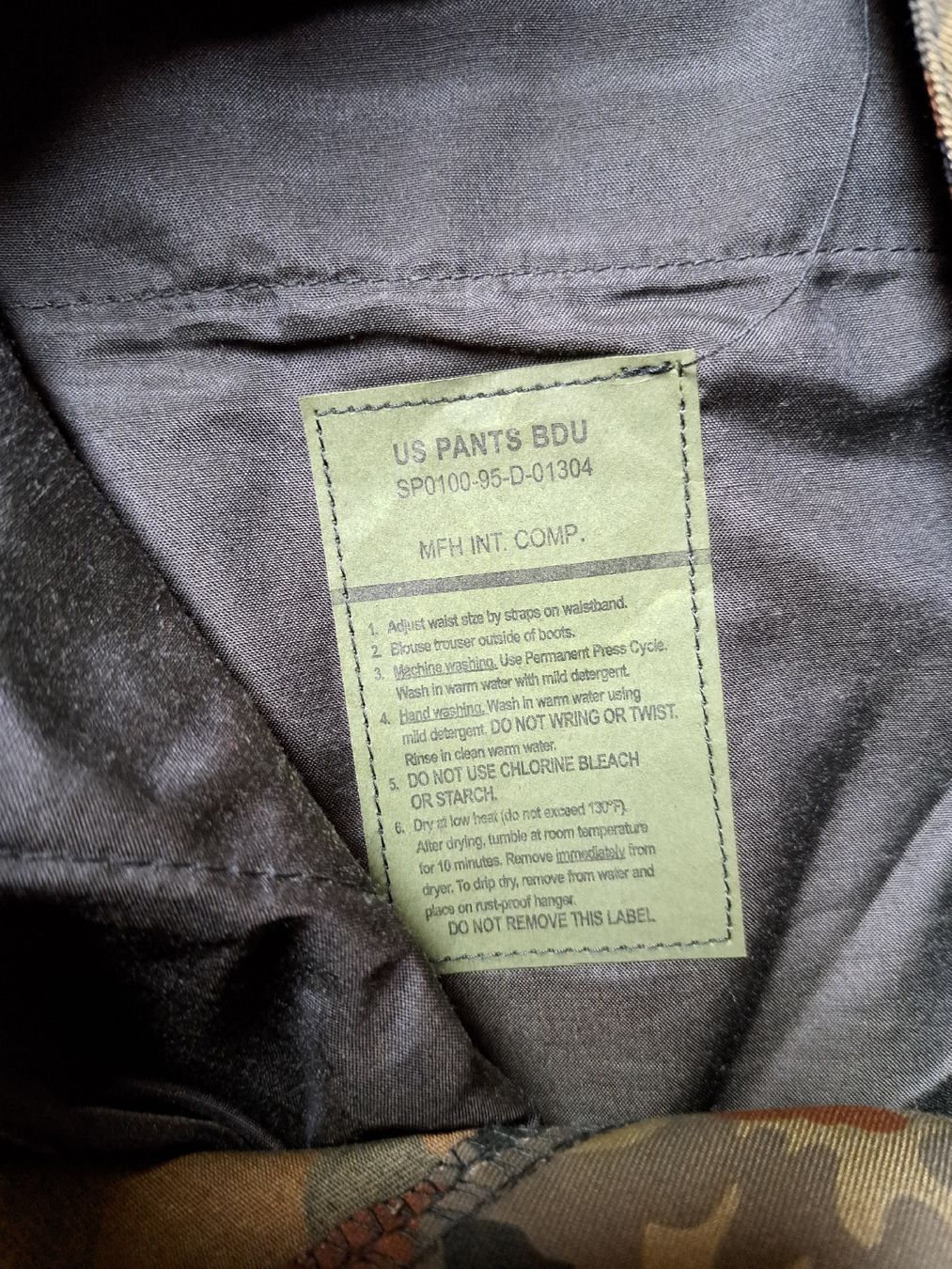 Pantaloni: US Kampfhose, BDU, flecktarn – Nuovo (secondo la descrizione) da Brenzikofen venduto da a.burkhard 1