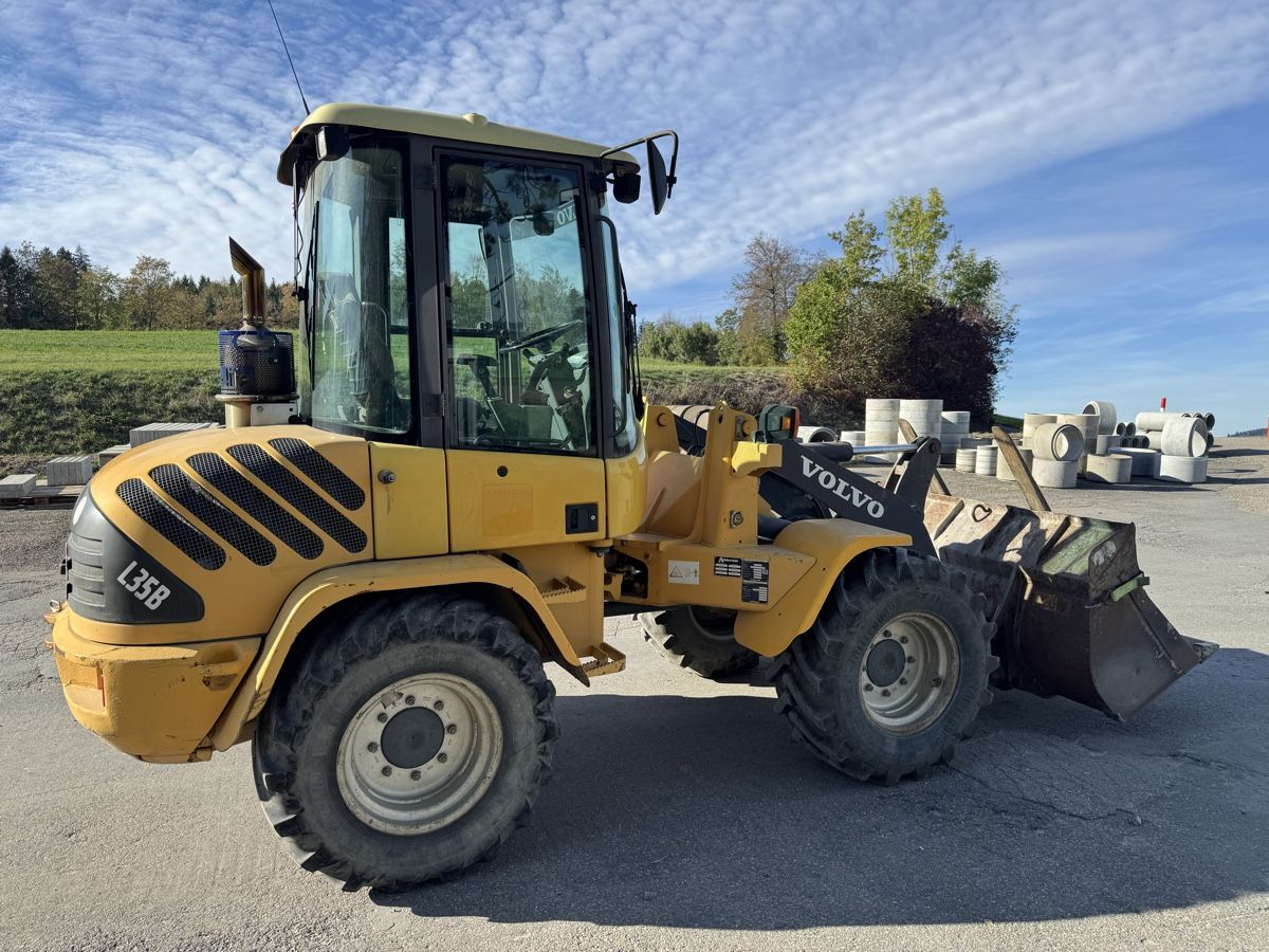 Hoflader: Pneulader Volvo L35 B – Gebraucht aus Uffikon von Deutz6206 3