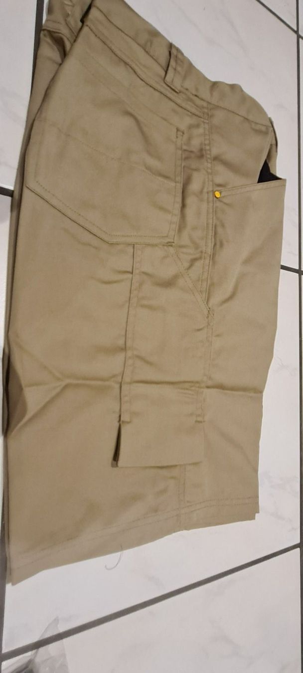 Caterpillar Pantaloni: CAT Tracker Shorts, Gr. W34 – Nuovo e nell'imballaggio originale da Uerkheim venduto da Kaufoption 8