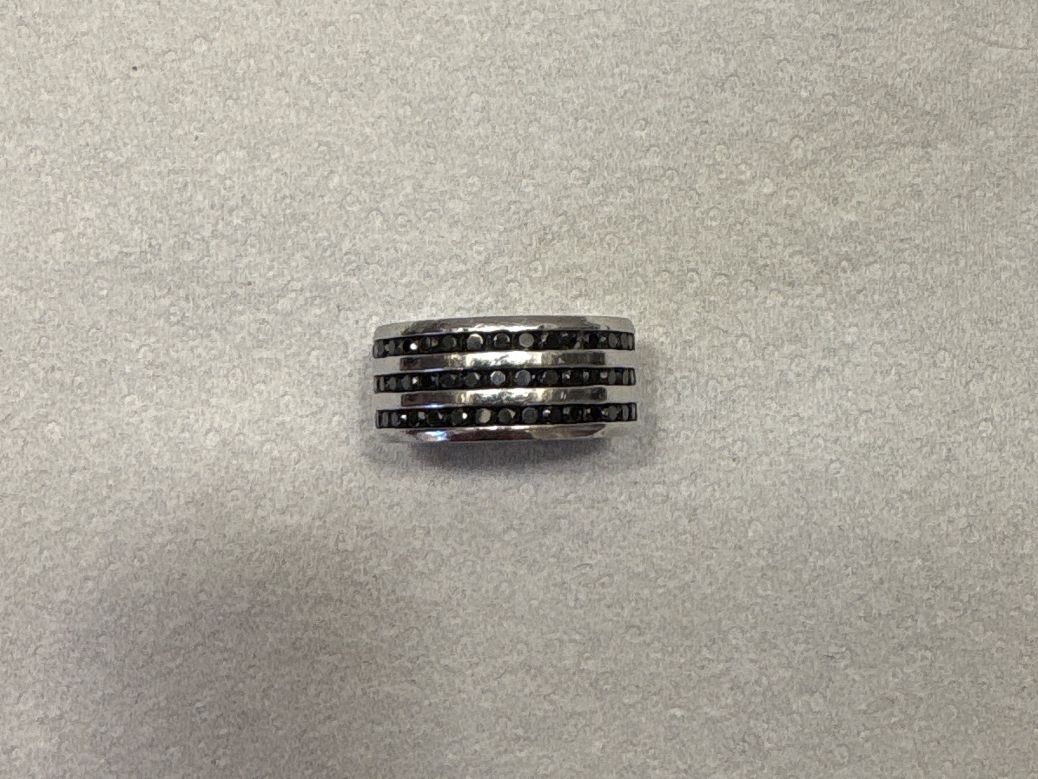Ringe: Eleganter Ring mit schwarzen Zirkonia – Gebraucht aus Horgen von Ilona1986 1