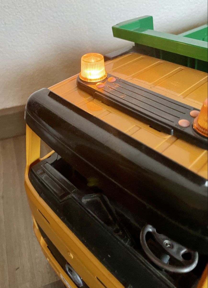 Bruder Spielzeuge: Bruder Kipp LKW – Gebraucht aus Birr von himmelblau015 3
