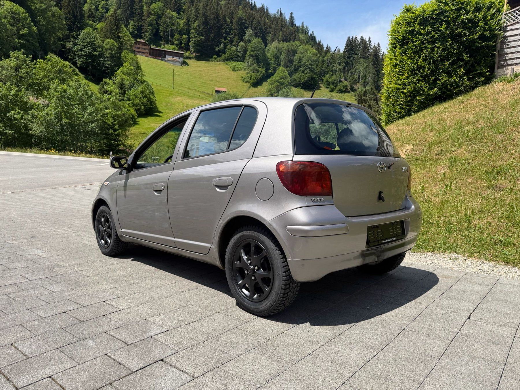 Toyota Automobili: Toyota Yaris 1.4 D-4D – Usato da Flühli LU venduto da Overland_Motors 3