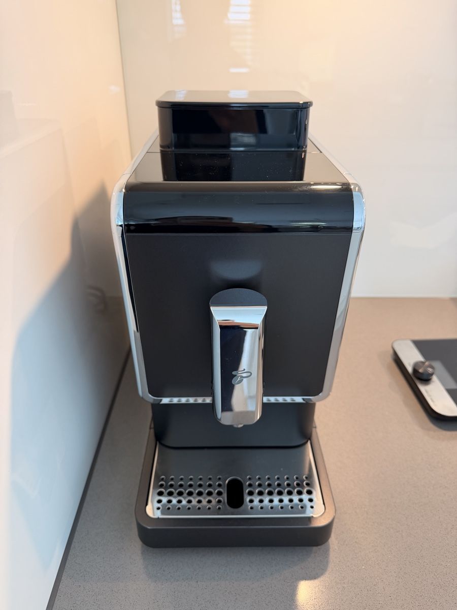 Tchibo Macchine per caffè & Macchine per espresso: Tchibo Esperto Kaffeevollautomaten – Usato da Seengen venduto da nin_8b7d 2