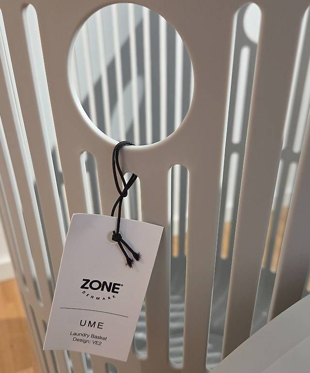 Paniers à linge: Wäschekorb Zone Denmark Ume, hellgrau, neu – Neuf (Voir description) à Zürich par flavoured 4