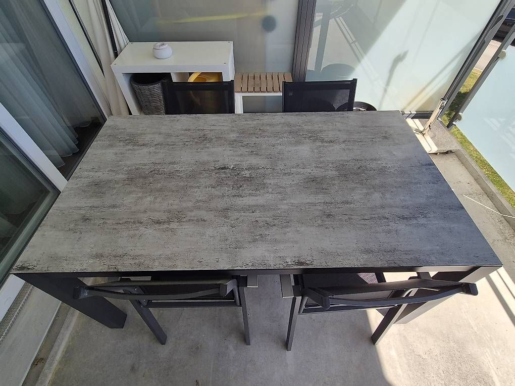 Tables: Gartentisch mit 4 Stühle – D'occasion à Grüningen par mm51