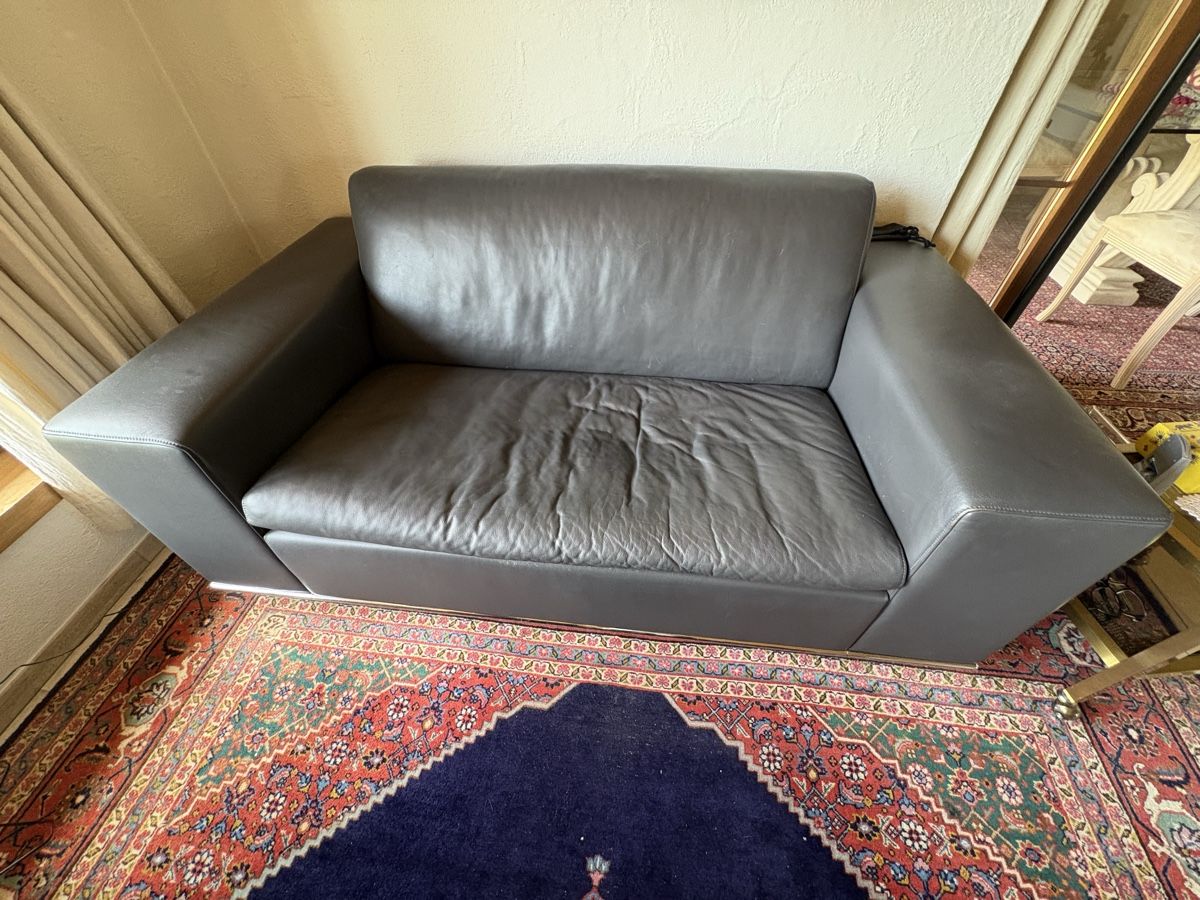 Sofas: Sofa schwarz – Gebraucht aus Boswil von P18 2