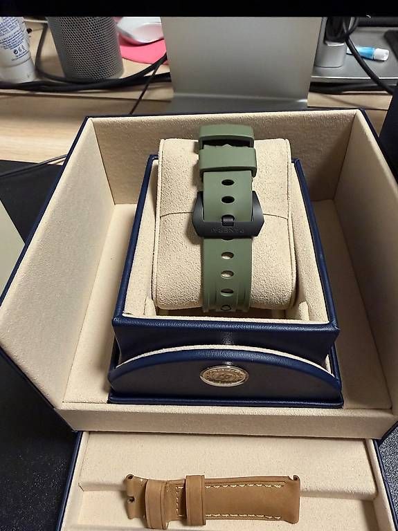 Panerai Orologi: PAM01526 - Panerai Luminor Quaranta Carbotech – Usato da Buchrain venduto da tho_vl8h 3