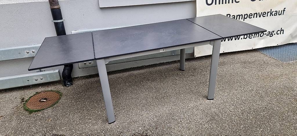 Tavoli: Gartentisch neu mit 2 Verlängerungsplatte – Nuovo e nell'imballaggio originale da Lützelflüh-Goldb venduto da Rampenverkauf_72_ 2