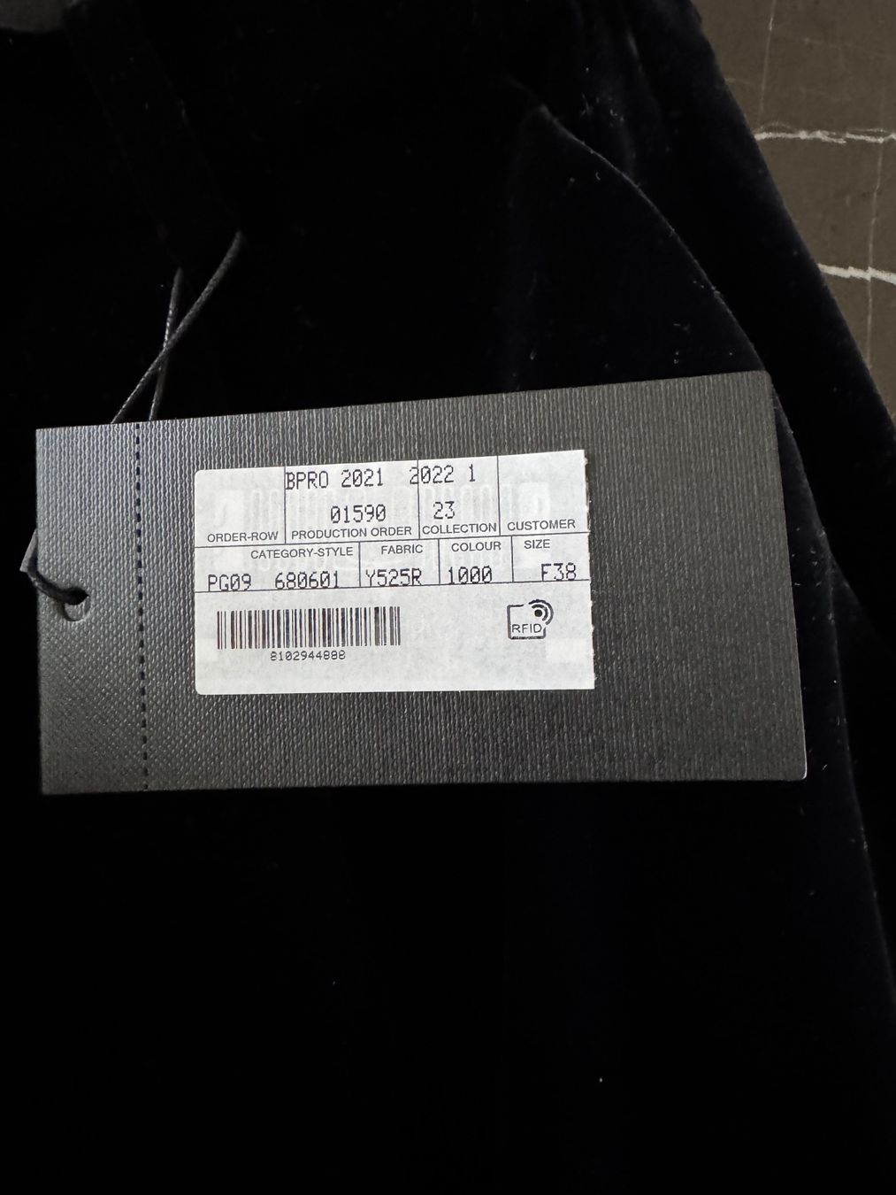 Saint Laurent Hosen: Saint Laurent Shorts Samt Gr. 34-36 – Neu und originalverpackt aus Herrliberg von Fashionista_8 5