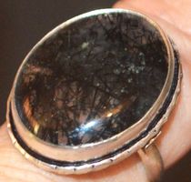 Ring L-3514 – Schwarzer Rutil 19cm Innendurchmesser