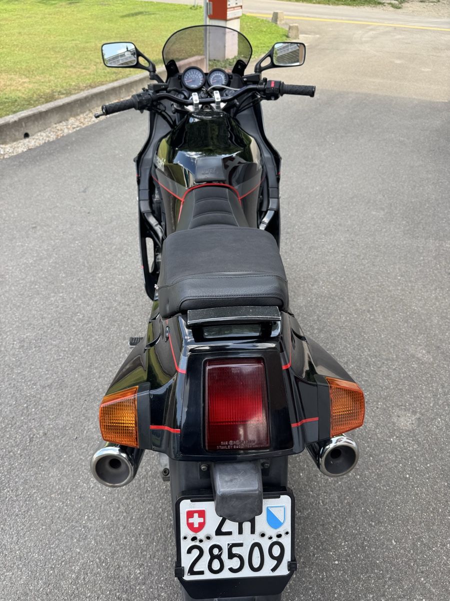 Kawasaki Strasse: Kawasaki GPZ 1000 RX Veteran – Gebraucht aus Andelfingen von werkstatt01 3