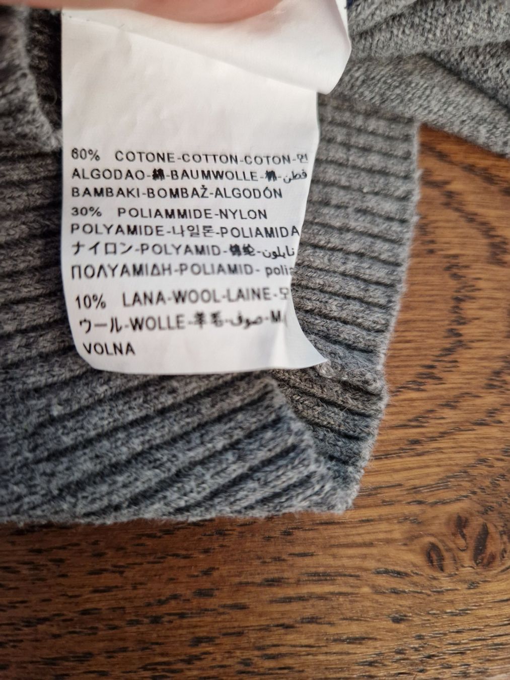 Benetton Maglioni & Felpe: Pullover Benetton Gr.130 – Usato da Davos-Dorf venduto da Bpelikan 3