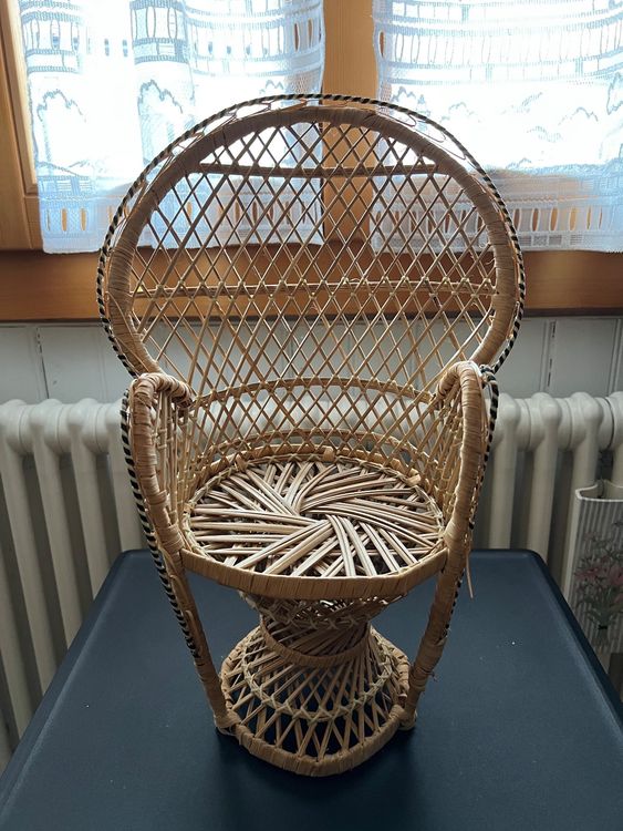 Mini Fauteuil En Rotin Pour Poupée Ancienne - Mobilier Miniature 1900