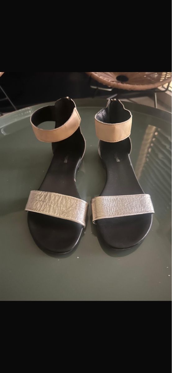 Chaussures femmes: Wenig getragen 3 mol  – D'occasion à Luzern par TheDoctor05