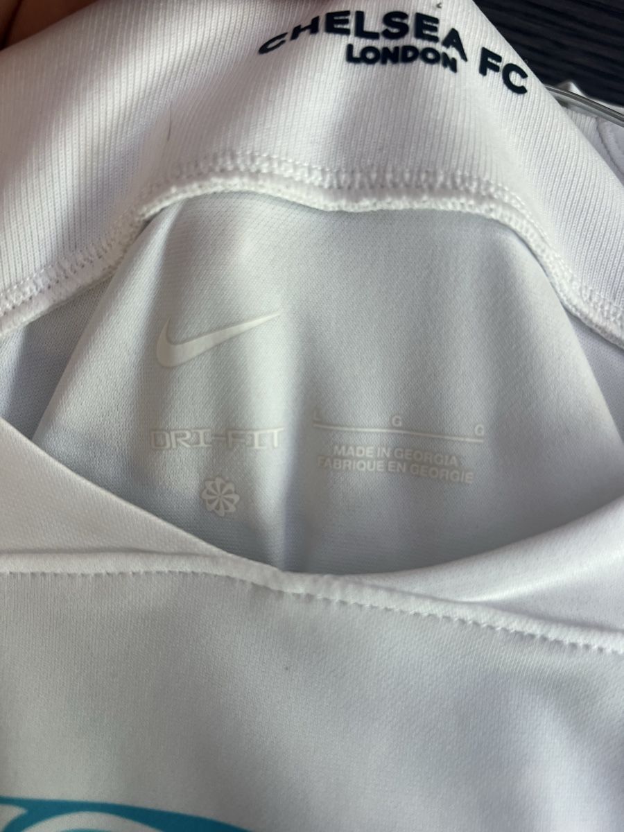 Nike Canottiere & Pantaloni: Chelsea away jersey white – Nuovo (secondo la descrizione) da Villars-Ste-Croix venduto da Maaaat 4