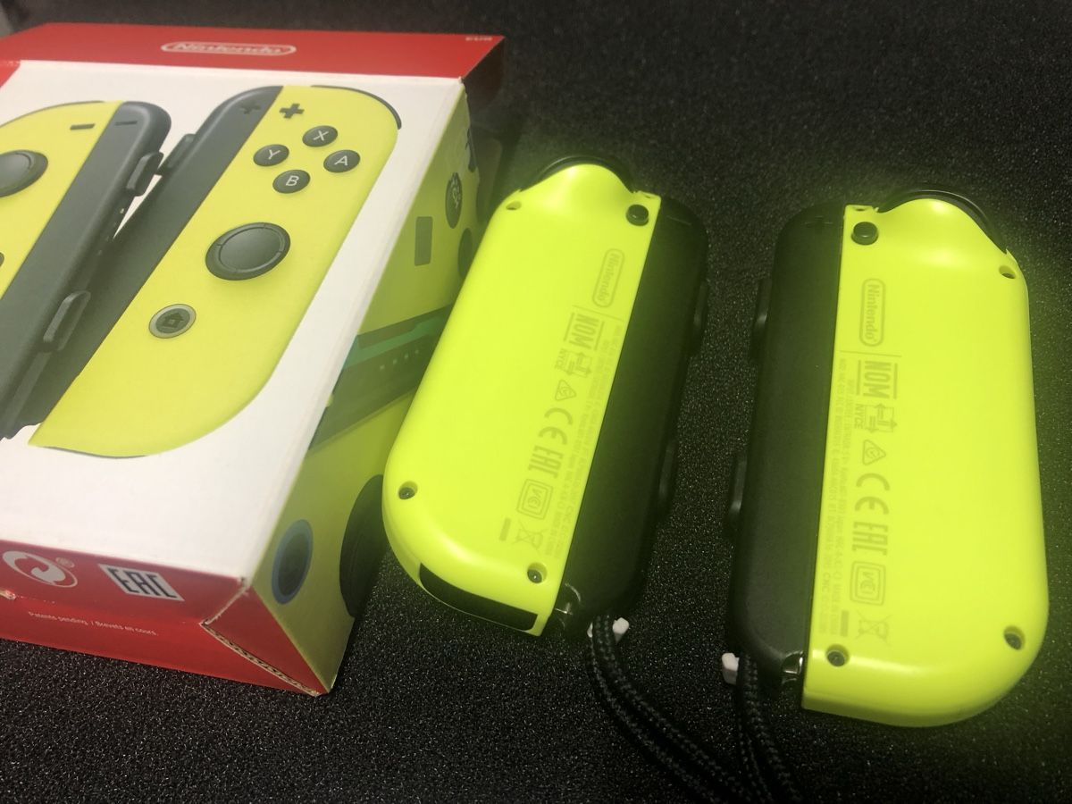 Nintendo Controller: Nintendo Switch Joy-Con Neon Yellow – Nuovo (secondo la descrizione) da Reinach BL venduto da colmarer 3