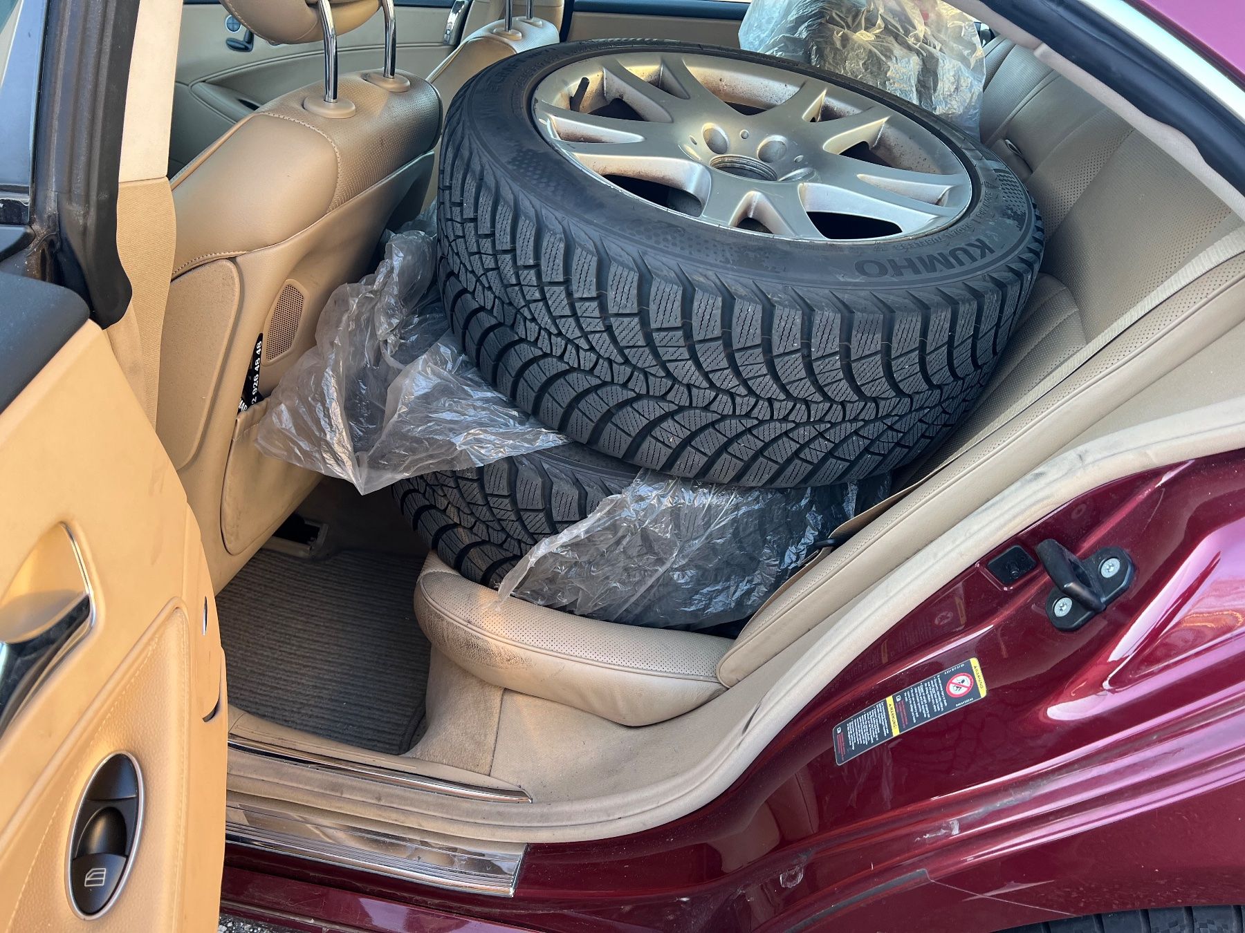 Mercedes-Benz Automobili: MERCEDES-BENZ CLS 500 – Usato da Solothurn venduto da Eszauto 7