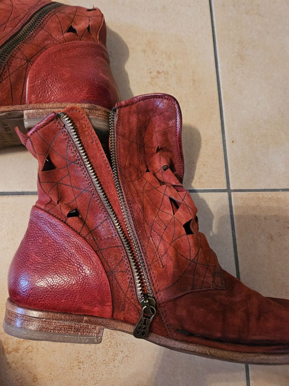 A.S.98 Scarpe da donna: A.S. 98 Wildleder Stiefelette – Usato da Steckborn venduto da suz_v2v6 1