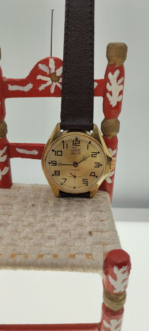 Orologi: Montre vintage luz – Usato da La Chaux-de-Fonds venduto da jac_9llg 1