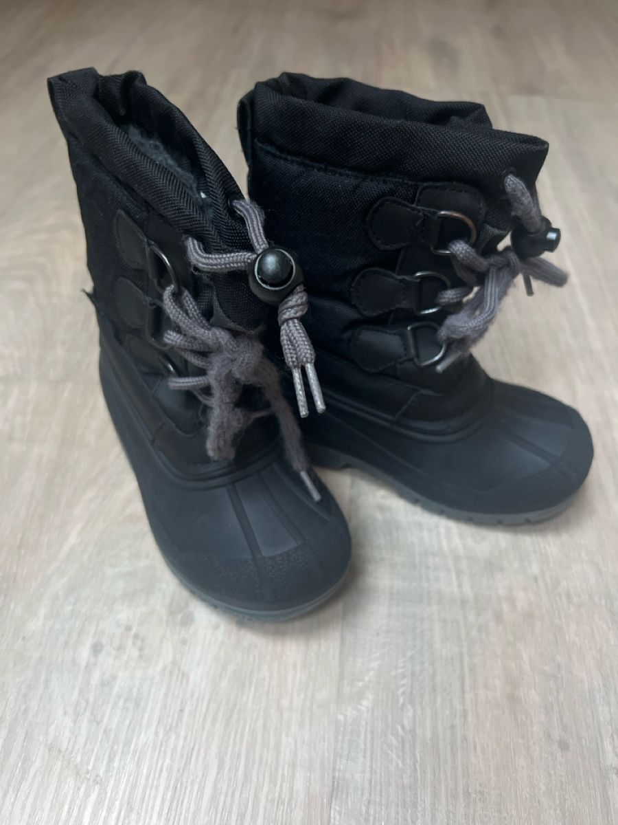 Scarpe da uomo: Children winter shoes 26/27 – Usato da Bachenbülach venduto da Dana_Ondrasik 1