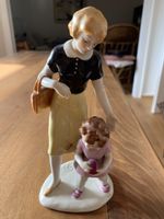 Porzellanfigur Mutter mit Kind 1952 guter Zustand