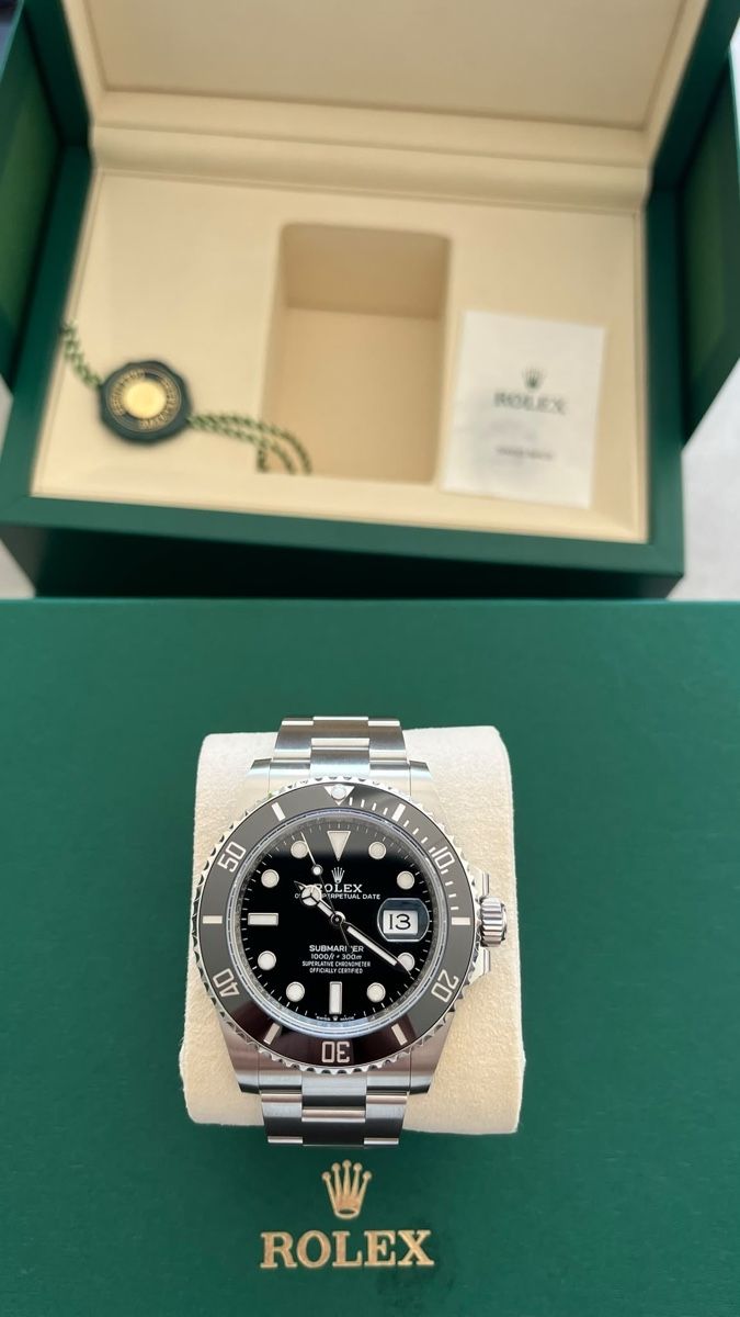 Rolex Orologi: Rolex Submariner Date Stahl Neu – Nuovo (secondo la descrizione) da Uznach venduto da mucefe