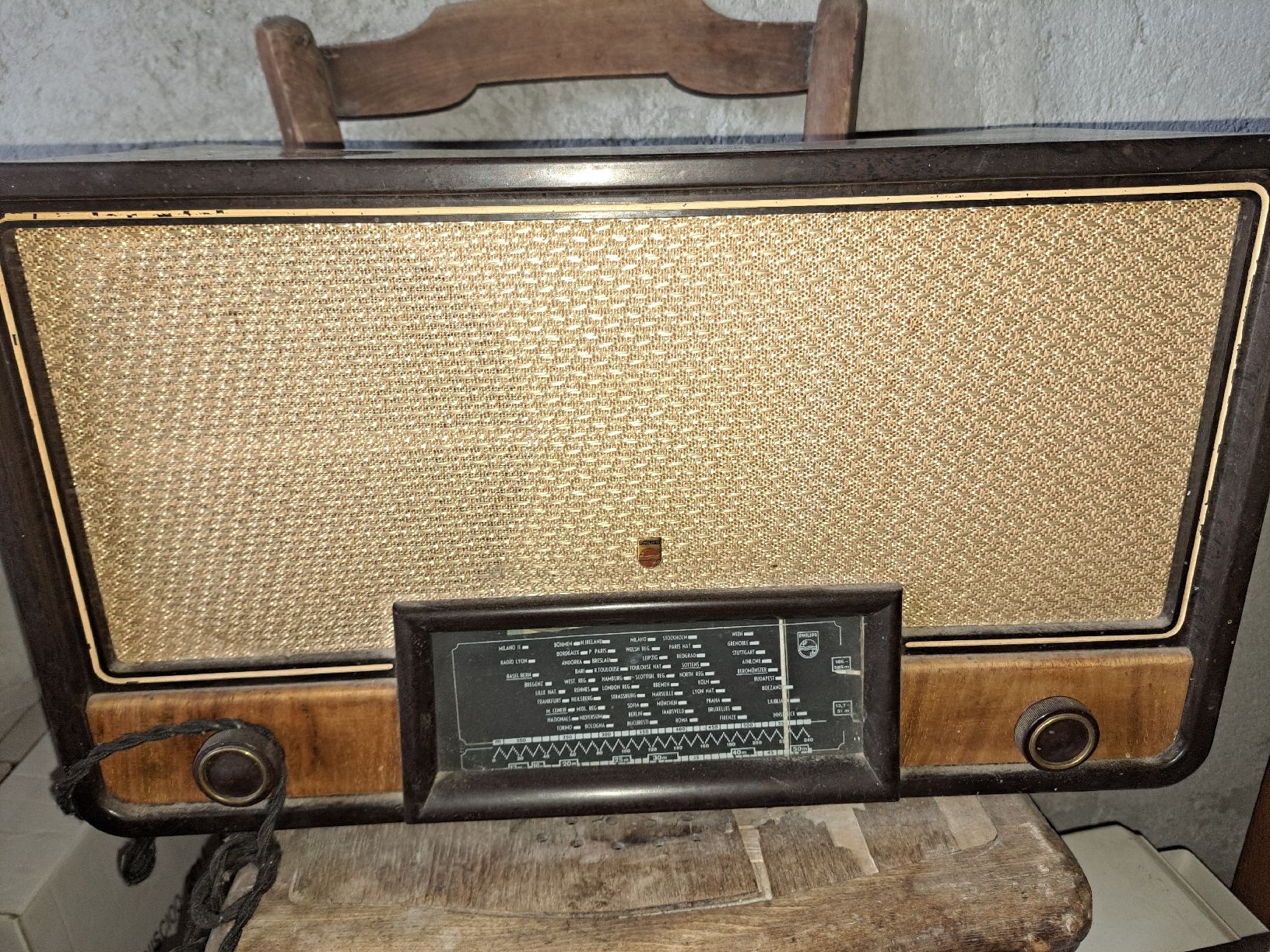 Radios: Vecchia radio – D'occasion à Lumino par nfmf