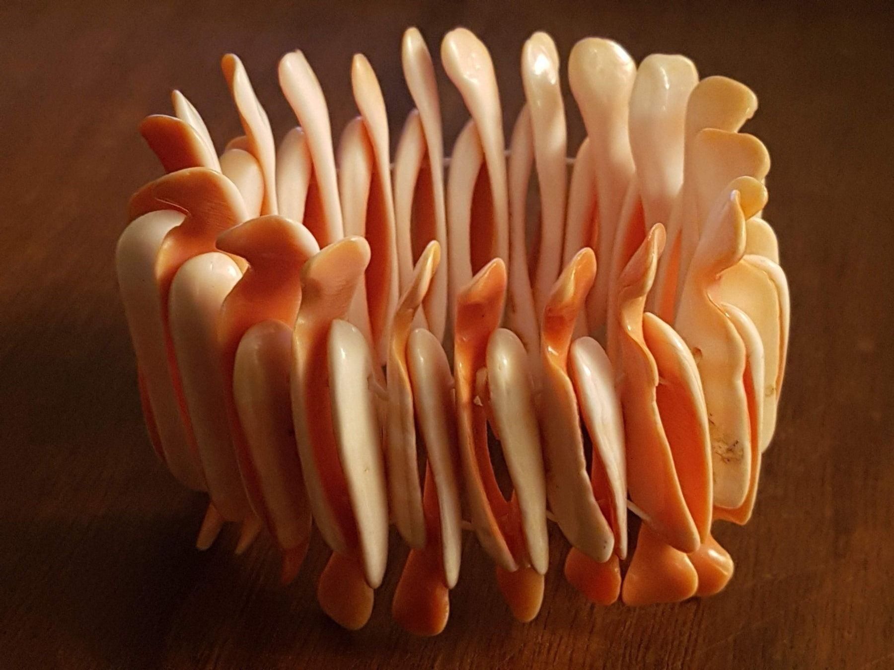 Armbänder & -reifen: Armband Muschel lachs beige – Gebraucht aus Ettingen von Maranathatalitha 1