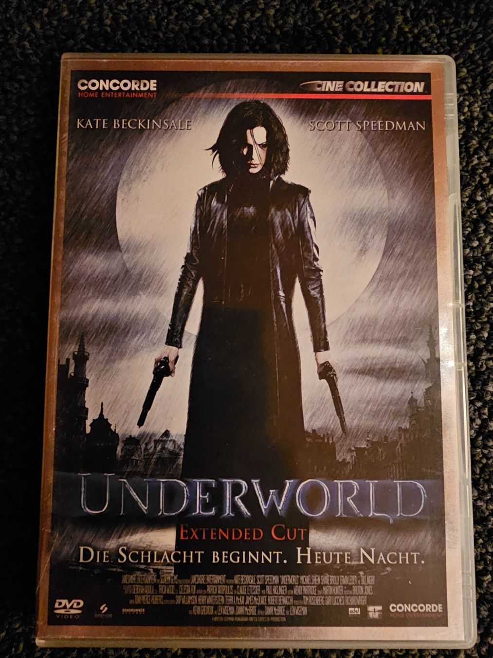 Tutti i DVDs: UNDERWORLD EXTENDED CUT(13852) – Usato da Ruswil venduto da M71
