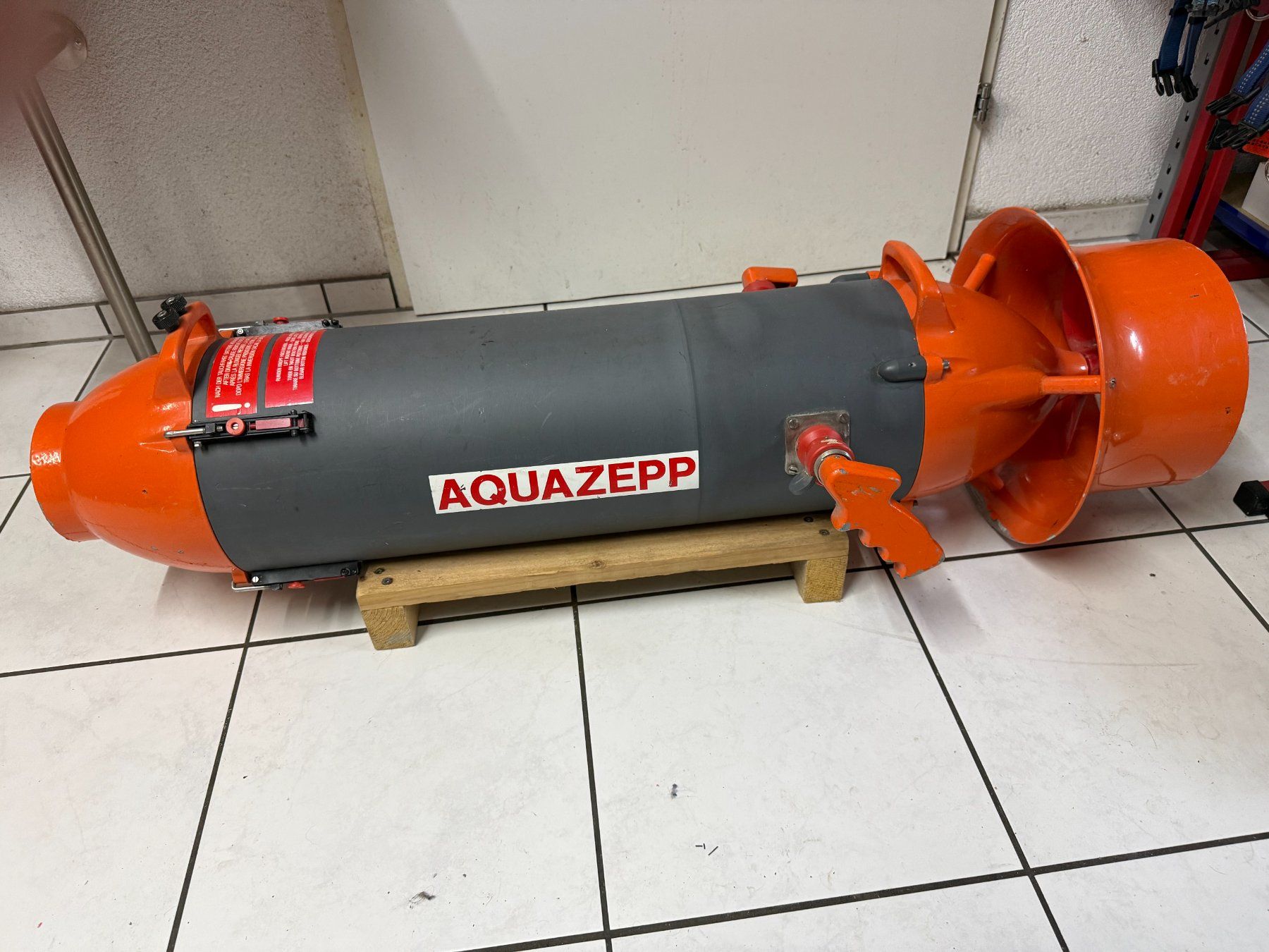 Sonstige: Unterwasserscooter Original Aqua Zepp – Gebraucht aus Aeugst am Albis von Theo09