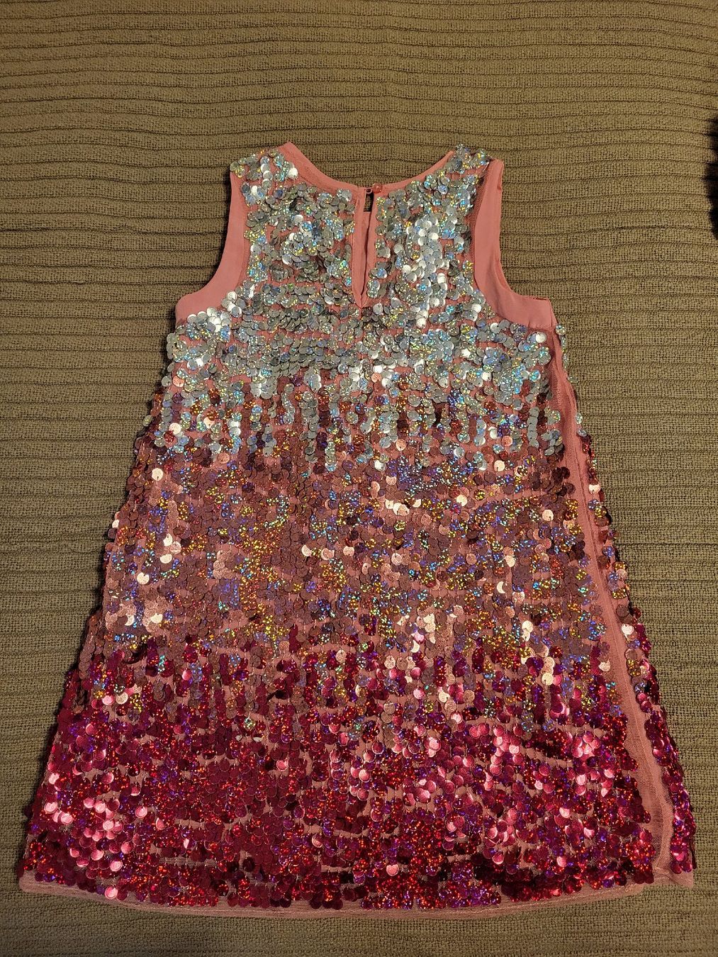 H&M Kleider & Röcke: Glitzerndes Paillettenkleid Mädchen Gr. 110 – Neu (gemäss Beschreibung) aus Biel/Bienne von Aare5 1