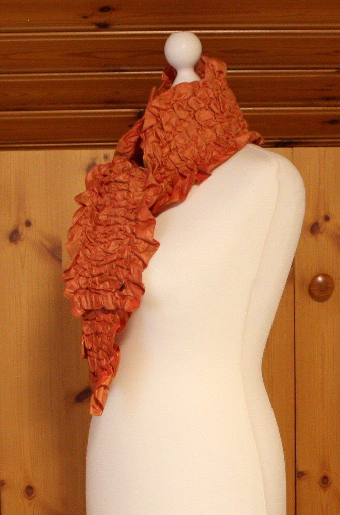 Foulard & Sciarpe: Schal gerafft elastisch orange – Usato da Flüelen venduto da Diversicum-Vintage 3