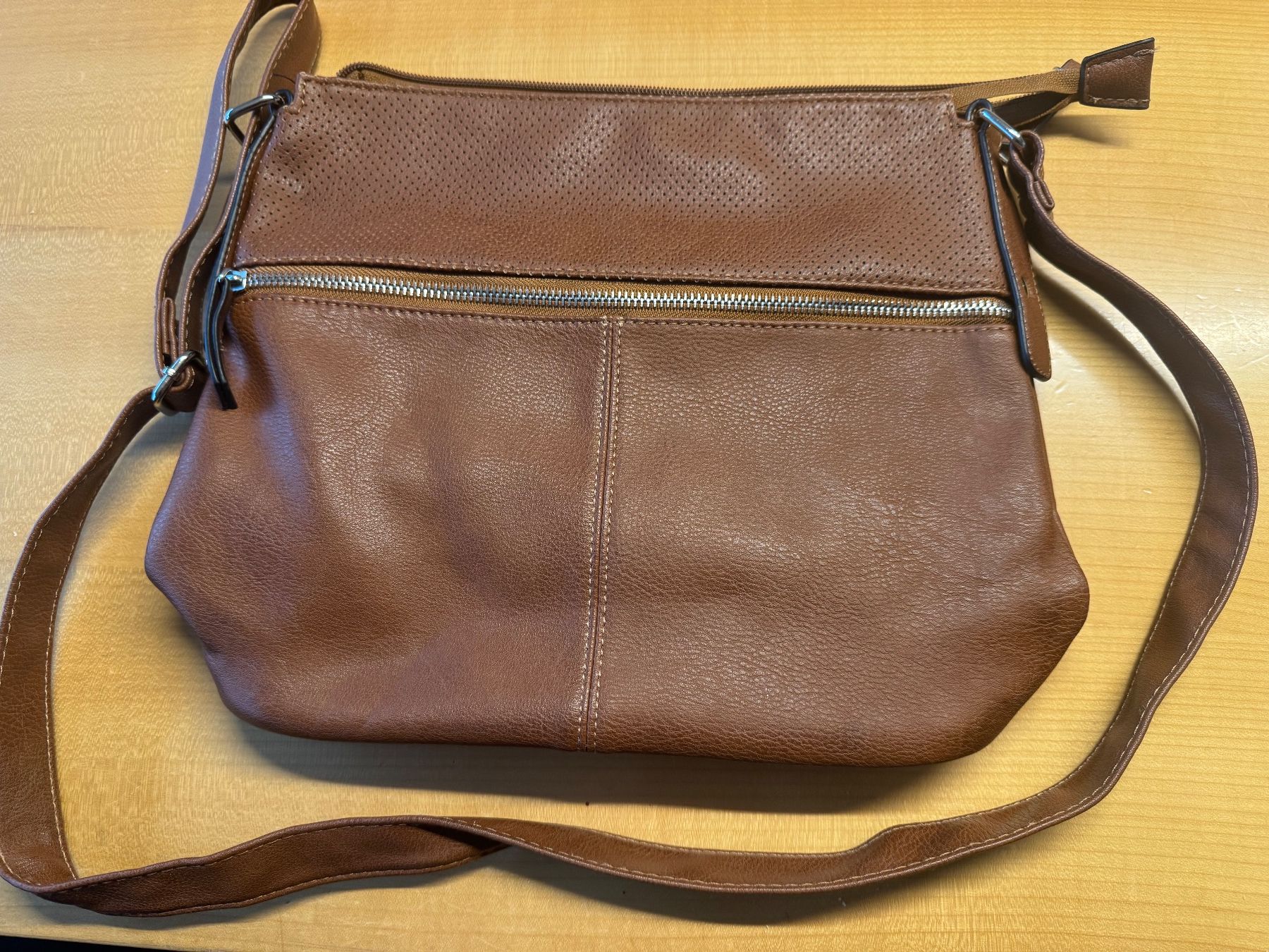 Sacs femmes: Handtasche – D'occasion à 6315 Oberägeri par jud_mzd5